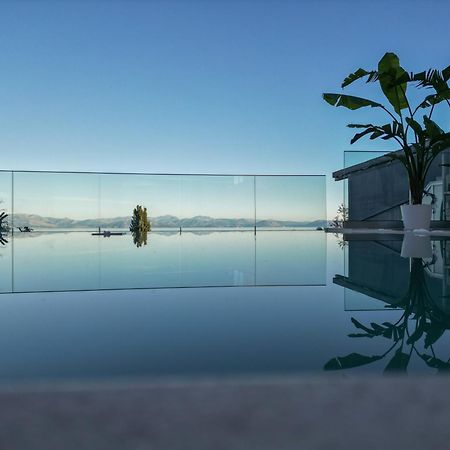 Achillion Luxury Corfu Villa & Suites Perama  Bagian luar foto